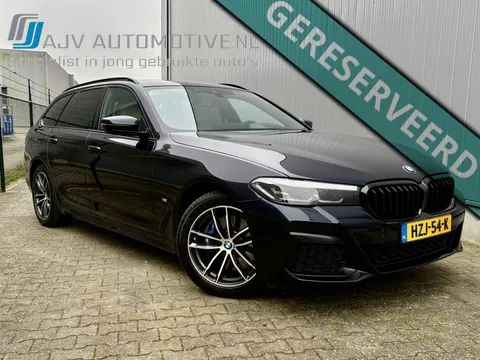 BMW 5 Serie Touring 530e HIGH EXECUTIVE LCI M-SPORT / TREKHAAK