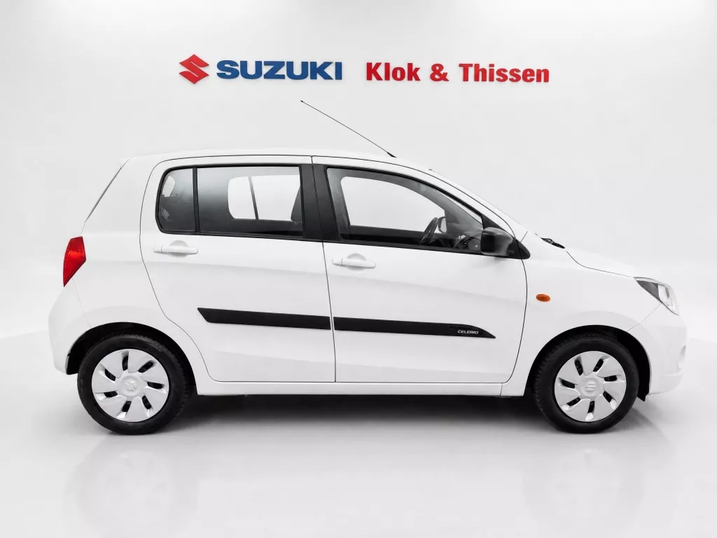 Suzuki Celerio Airconditioning weinig KM's 1.0 Comfort Trekhaak Originele radio/CD Electrische ramen