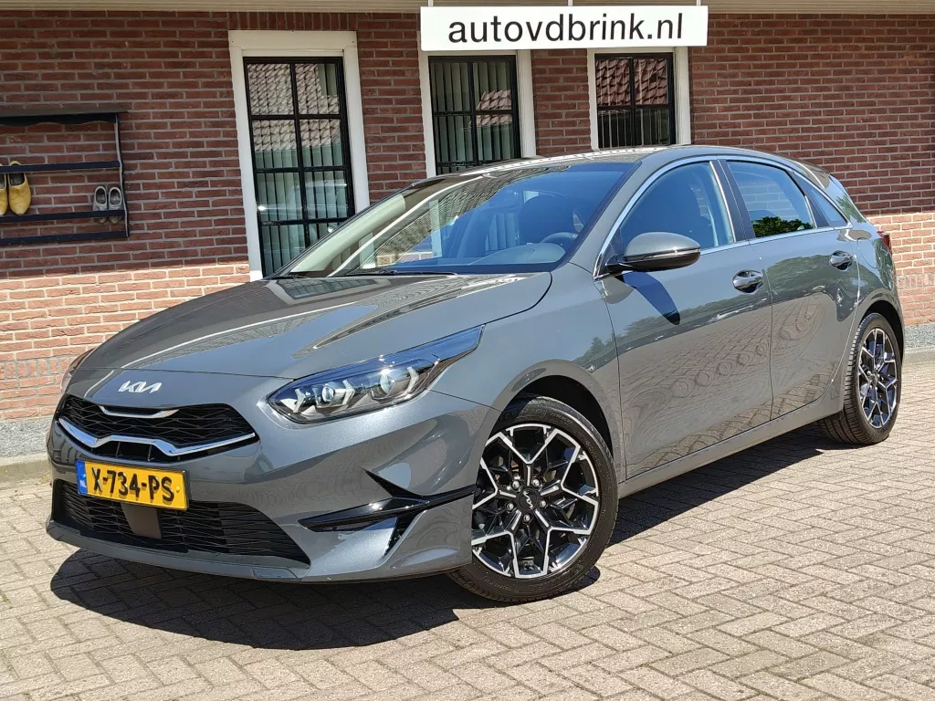 Kia Ceed 1.0 T-GDi DynamicL. CAMERA / APPLE CARPLAY / ANDROID AUTO