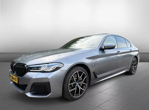 BMW 5 Serie 530e Bns Edit.+ trekhaak