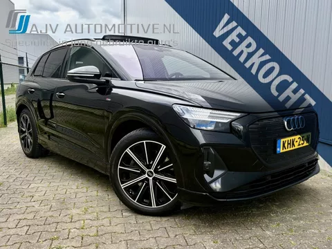 Audi Q4 e-tron AUDI Q4 50 QUATTRO LAUNCH S-LINE COMPETITION RS STOELEN 77kWh
