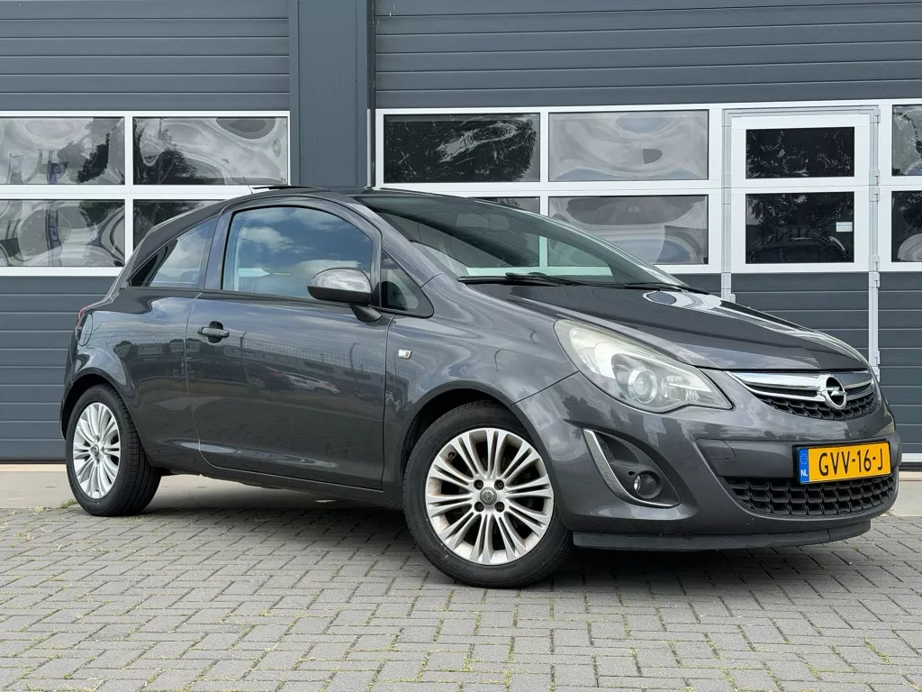 Opel Corsa FULL OPTIONS Panno 1.4-16V