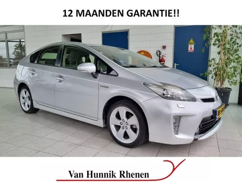 Toyota Prius 1.8 Dynamic Business | JBL | Keyless entry | Navi | Cruise | LED