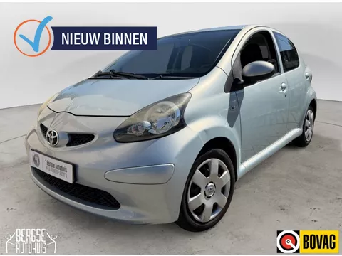 Toyota Aygo 1.0 12V + Elek. Ramen Airco Aux Nap