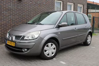 Renault Sc&eacute;nic 1.6-16V Business L- clima-navi-trekhaak