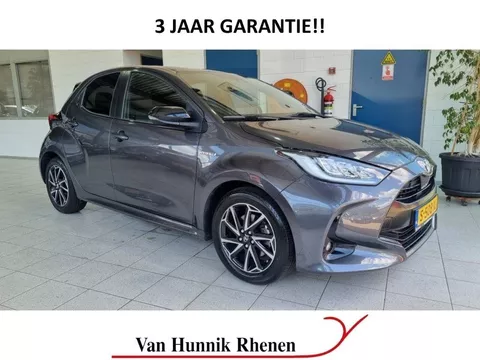 Toyota Yaris 1.5 Exclusive | 1/2 Leer | LED | Head-up display | Apple/Android