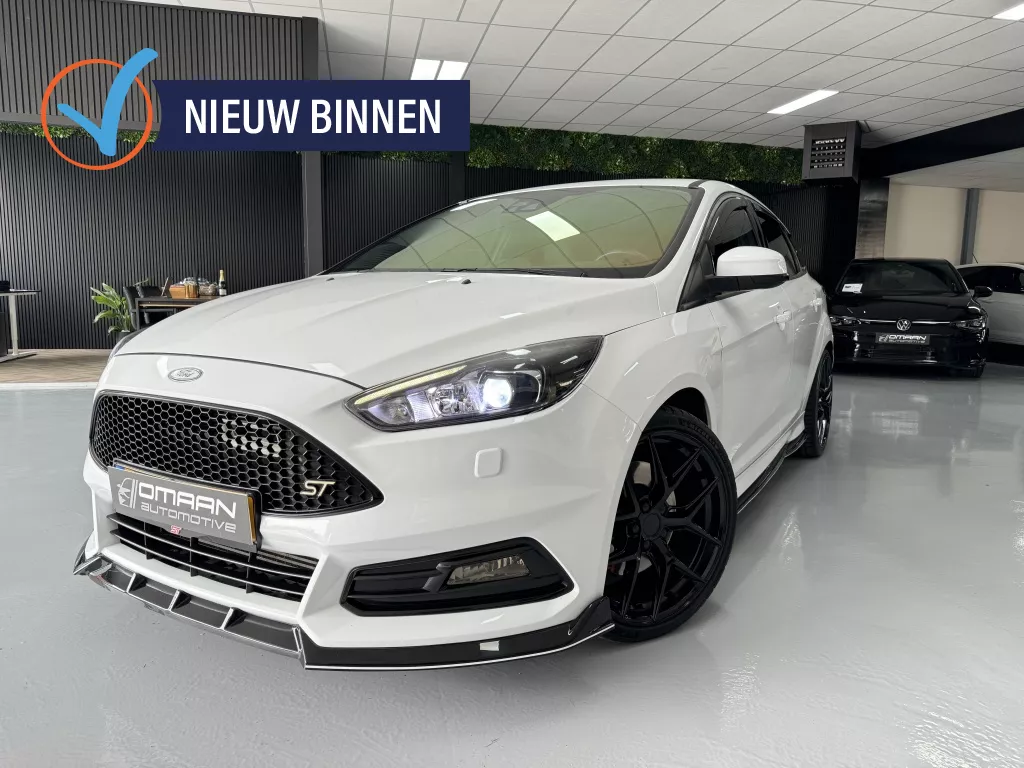 Ford Focus 2.0 ST-2 250PK 2016 RECARO MAXTON