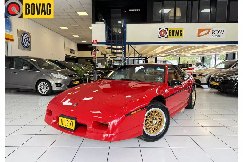 Pontiac Fiero 2.8 GT Airco