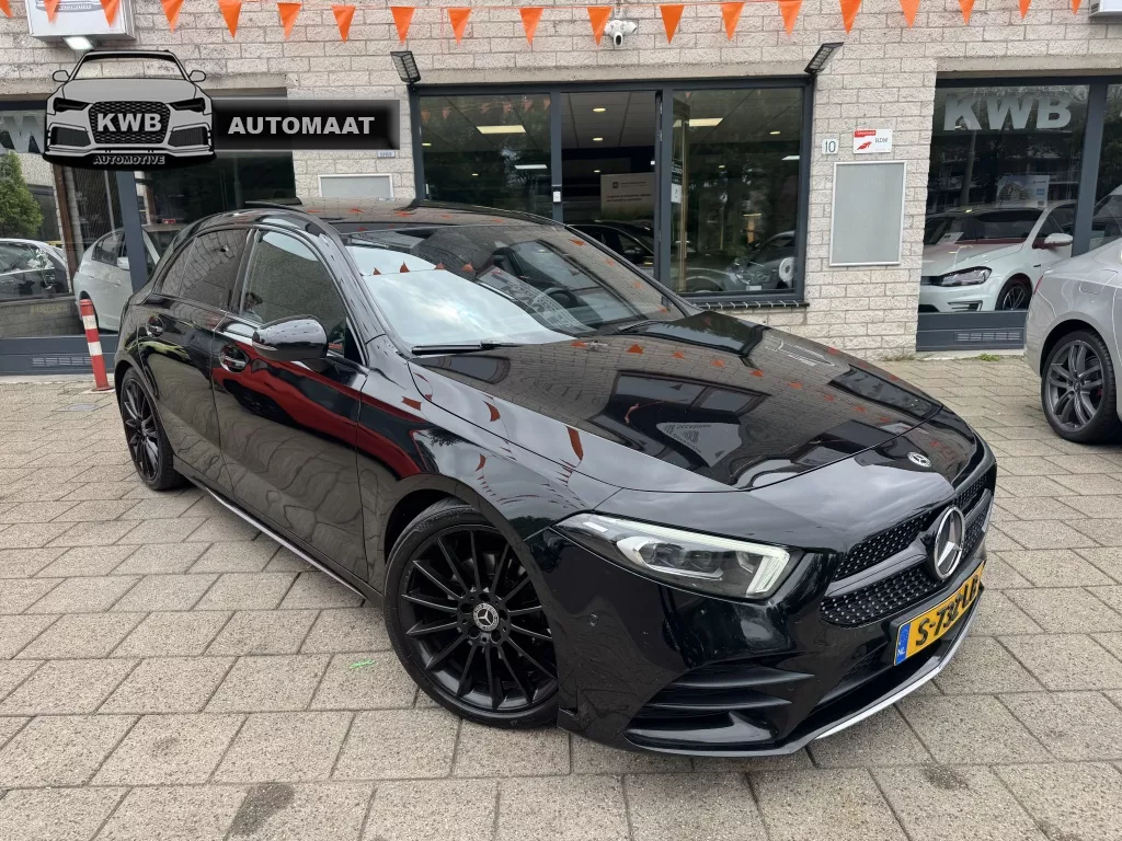 Mercedes-Benz A-Klasse 200d Panoramadak Amg Pakket Matrix Led