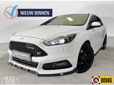 Ford Focus 2.0 ST-2 250PK 2016 RECARO MAXTON