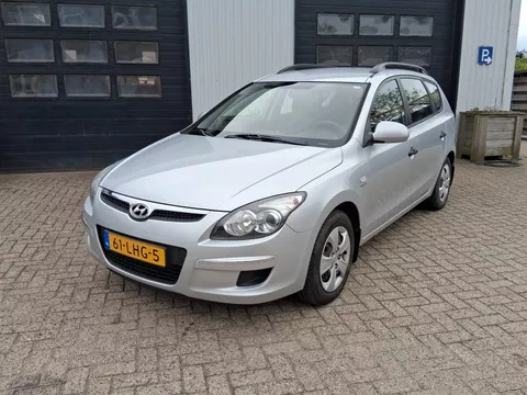 Hyundai I30 CW 1.4i Blue Active trekhaak airco