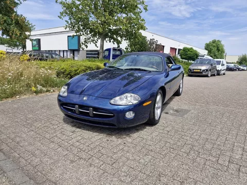 Jaguar XK8 4.0 V8 Convertible US Title