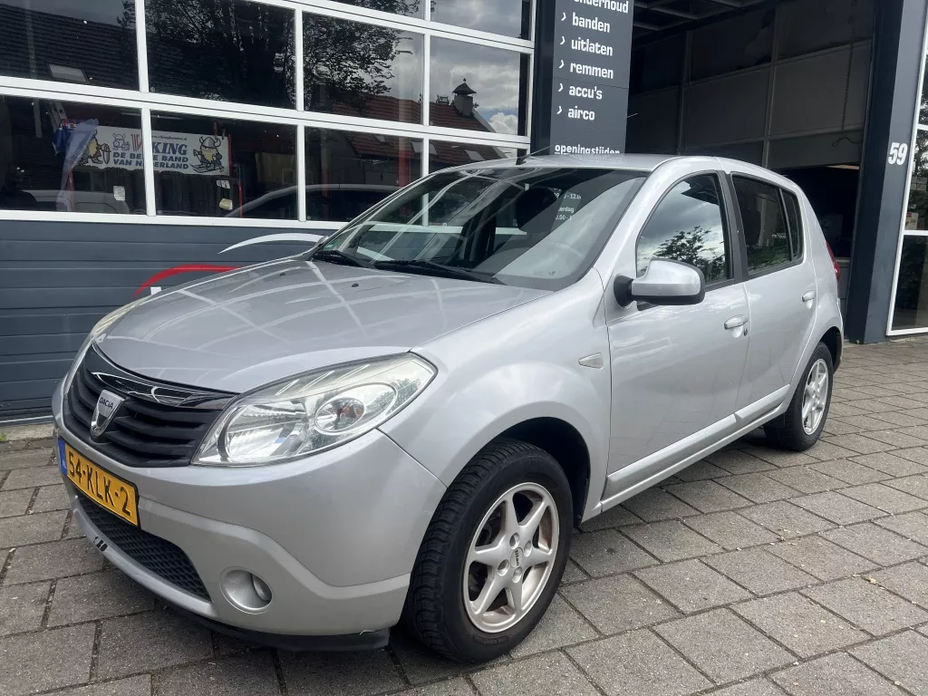 Dacia Sandero 1.2 Laur&eacute;ate