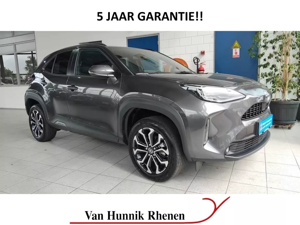 Toyota Yaris Cross 1.5 Style | Apple/Android | Panodak | Stoelverw | LED | HUD |