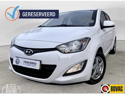 Hyundai i20 1.2i i-Motion Airco Usb Lmv Pdc