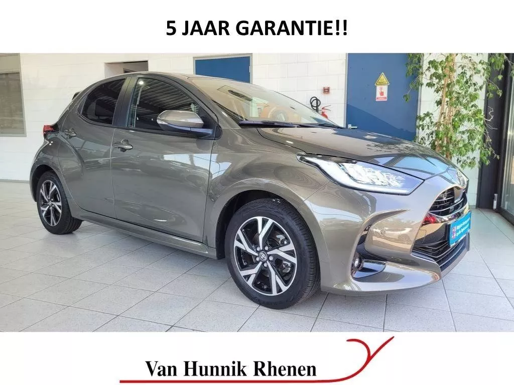 Toyota Yaris 1.5 Style | Blindspot | Stoel en stuurverw | Parksens V+A |