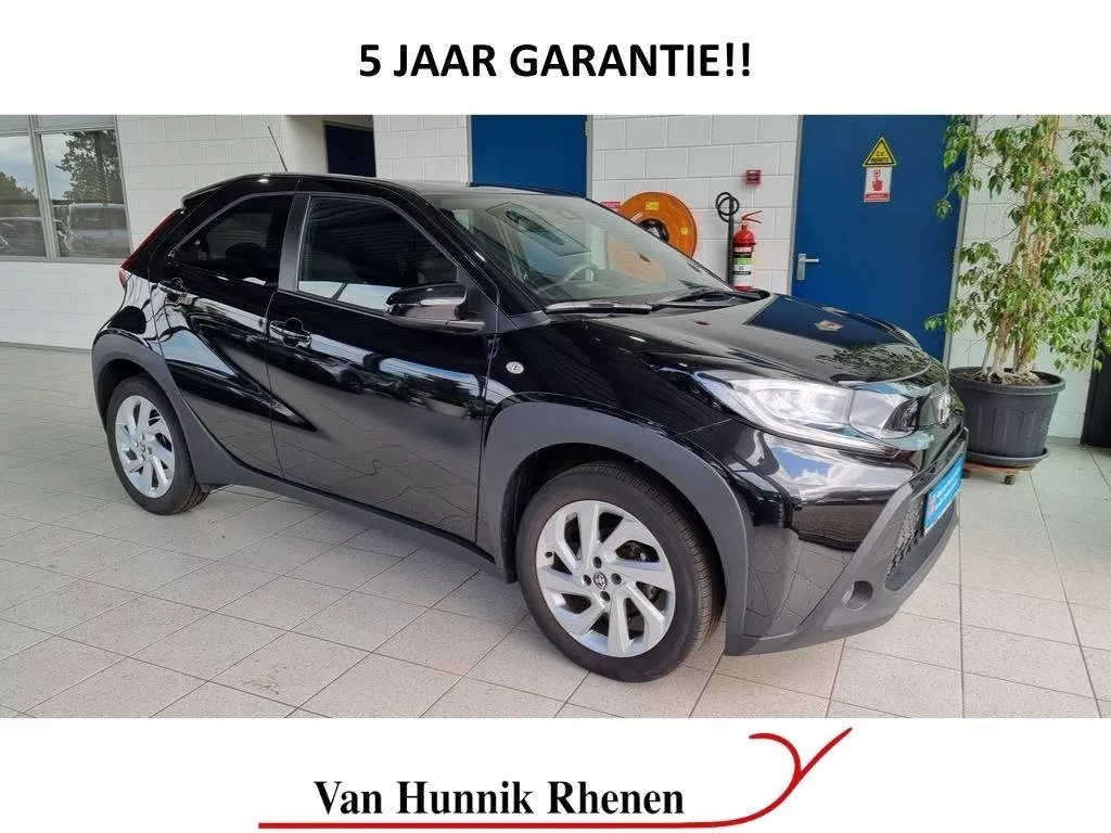Toyota Aygo X 1.0 VVT-i First Automaat | Aplle/Android | Stoelverw | LED | Cam