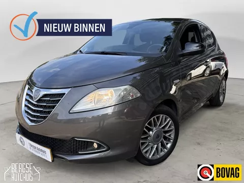 Lancia Ypsilon 0.9 TwinAir Platinum Airco Cruise Pdc Nap