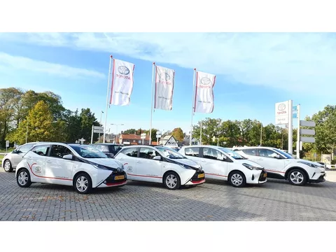 Toyota Aygo 1.0 VVT-i x-wave | Cabrio | Airco | Begrenzer | Bluetooth |