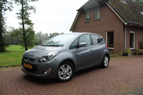 Hyundai ix20 1.4i i-Magine-airco-navi-camera-lage km stand