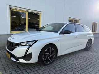 Peugeot 308 SW 1.6 Plug in Hybrid Allure SOH 99.2% Trekhaak Leer