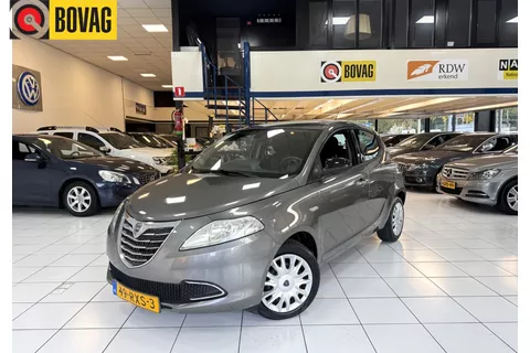 Lancia Ypsilon 0.9 TwinAir Silver Bovag Garantie NAP Airco