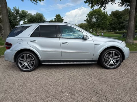 Mercedes-Benz M-Klasse AMG 63