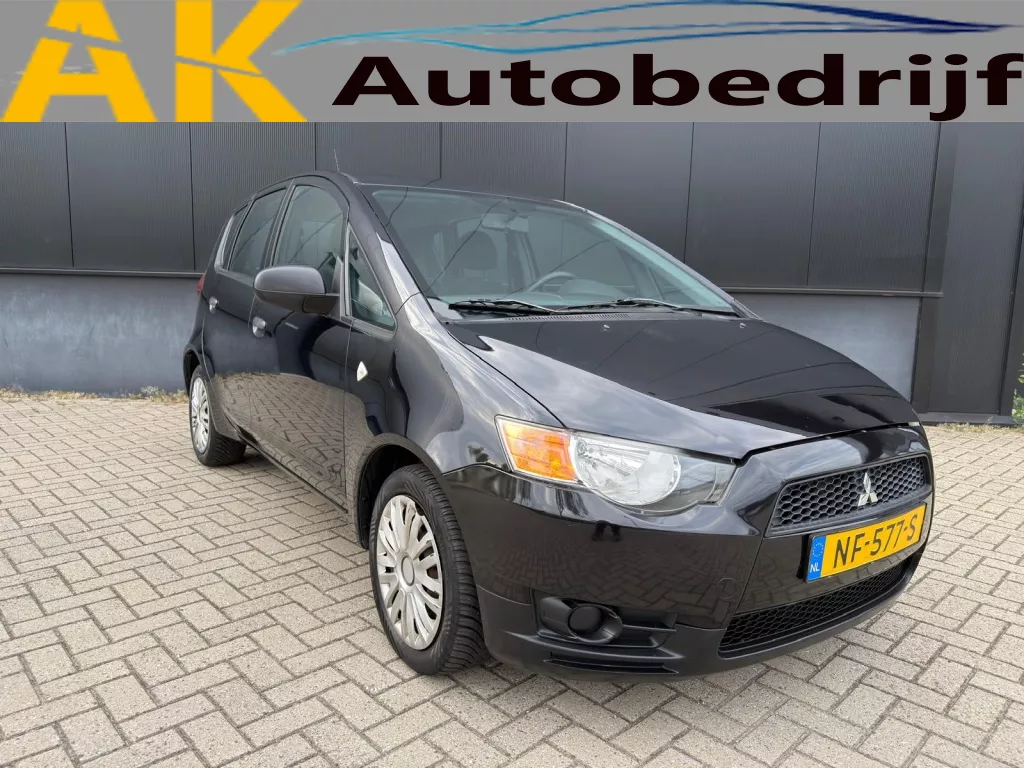 Mitsubishi Colt 1.1 Inform