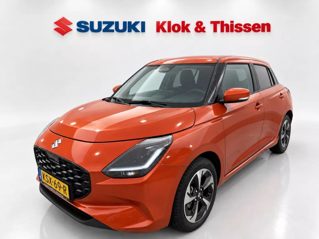 Suzuki Swift fabrieksgar. t/m 14-08-2036 1.2 Style Smart Hybr Navi LMV CC Apple/Android Clima PDC