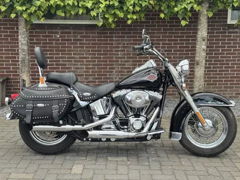Harley-Davidson Heritage Classic 88 FLSTCI