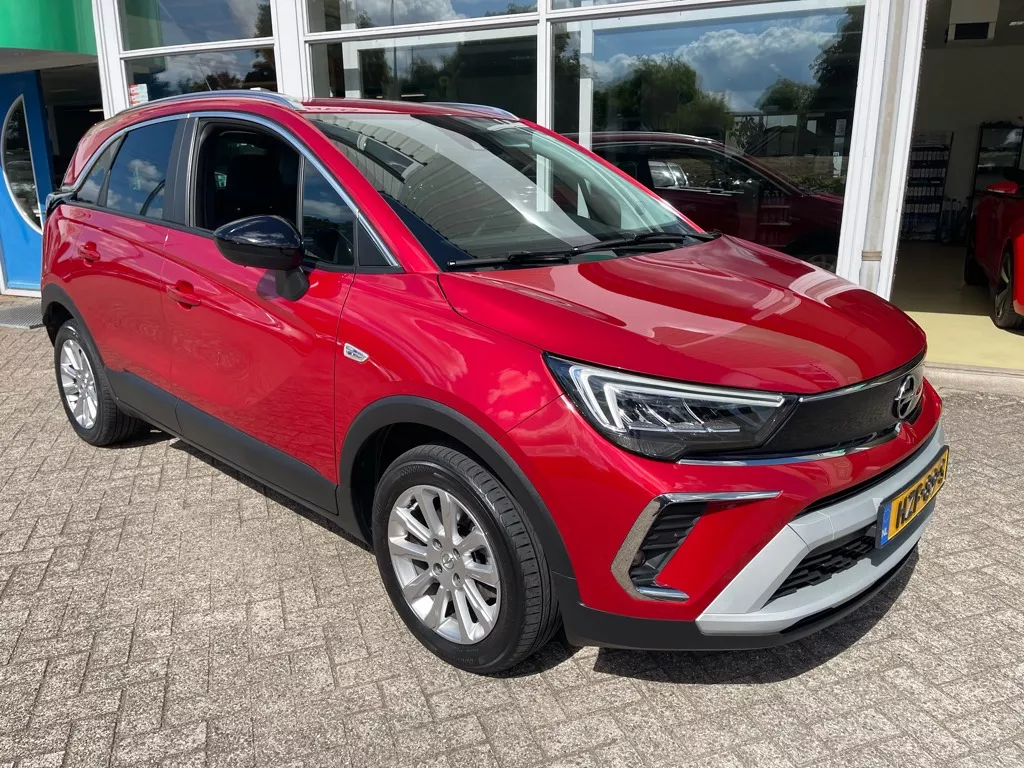 Opel Crossland 1.2 Turbo Elegance 130pk, Carplay, Stoel en Stuurverwarming Opel Crossland 1.2 Turbo Elegance 130pk, Carplay, Stoel en Stuurverwarming