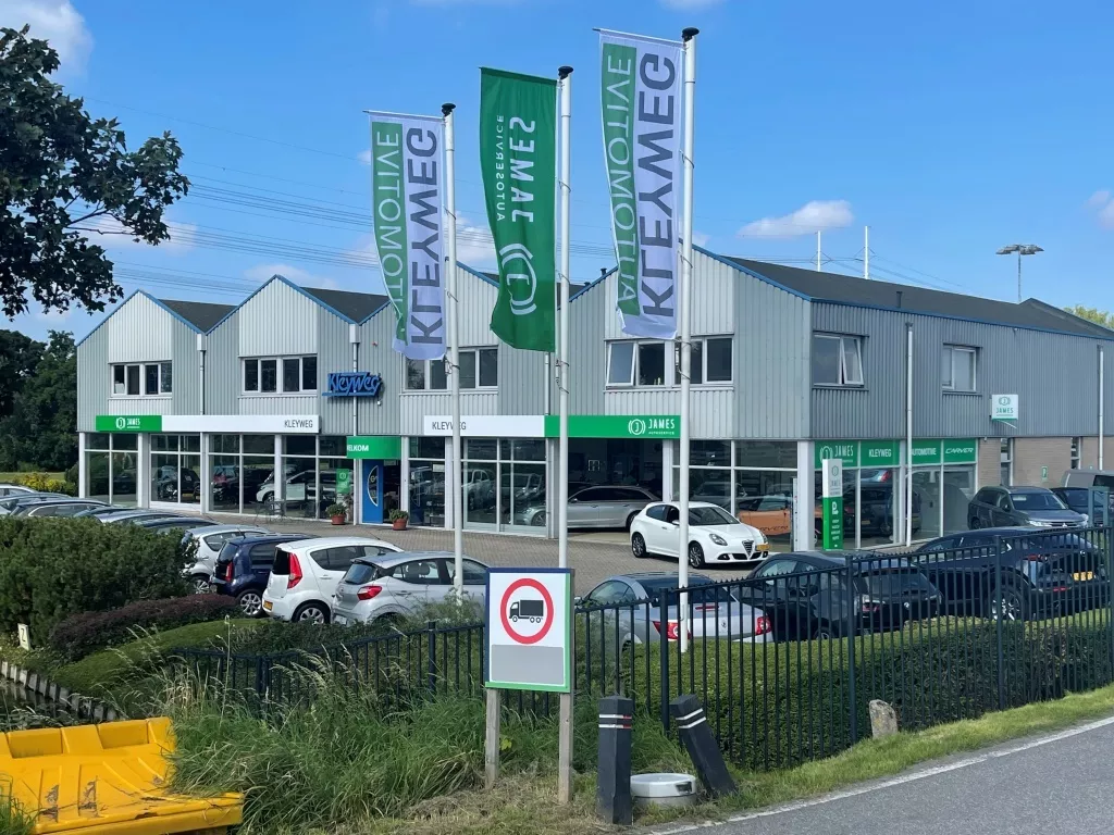 Opel Crossland 1.2 Turbo Elegance 130pk, Carplay, Stoel en Stuurverwarming Opel Crossland 1.2 Turbo Elegance 130pk, Carplay, Stoel en Stuurverwarming