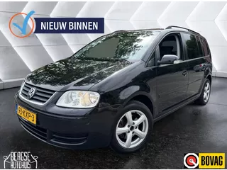 Volkswagen Touran 2.0 16V FSI Highline Aut Stoelvw Clima Trekhaak