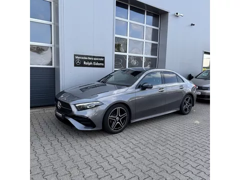 Mercedes-Benz A-Klasse -Klasse Lim. A180 Lim. AMG Line (EURO 6d)