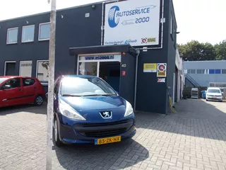 Peugeot 207 1.4 VTi X-line