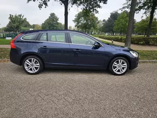 Volvo V60 2.0 D3 Momentum