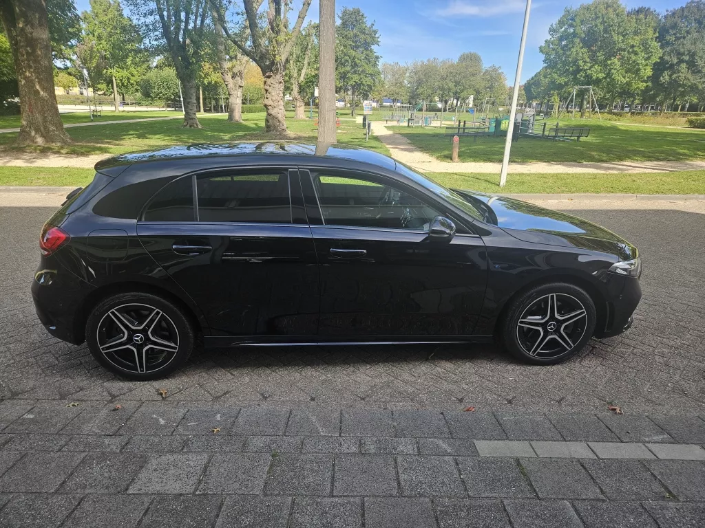 Mercedes-Benz A-Klasse 250 e Bns Sol. AMG