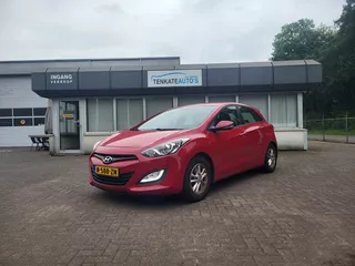 Hyundai i30 1.4i i-Motion Airco PDC Lichtmetaal Trekhaak