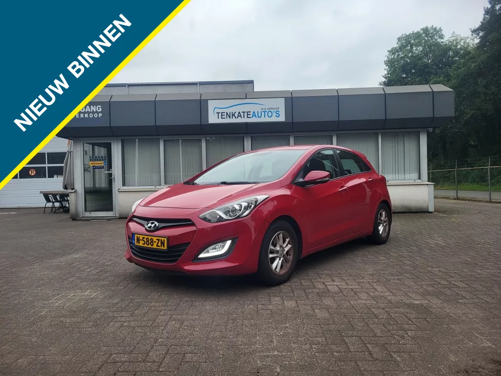 Hyundai i30 1.4i i-Motion Airco PDC Lichtmetaal Trekhaak