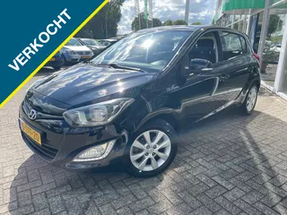 Hyundai i20 1.2i i-Deal, Nav, BLuetooth, Airco, Lm velg