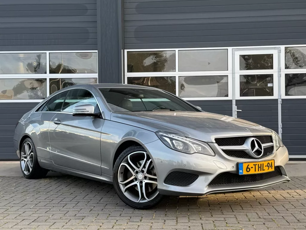 Mercedes-Benz E-Klasse Coup&eacute; 200 CGI Elegance
