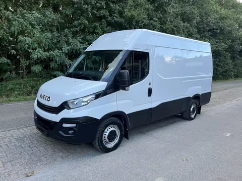 Iveco Daily 35S18 L2H2 HI-MATIC