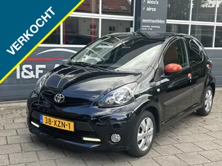 Toyota Aygo 1.0 VVT-i Dyn. Automaat 1.Eigenaar Airco Navi