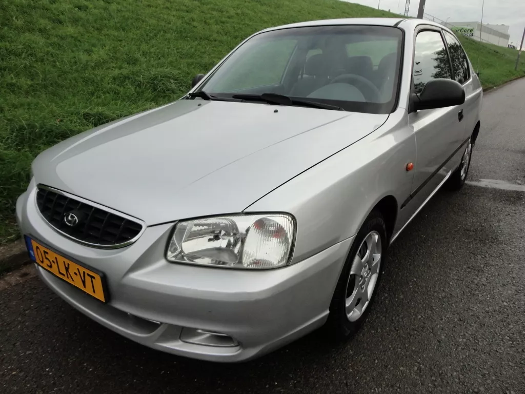Hyundai Accent 1.5i LS Automaat Nw Apk 100%