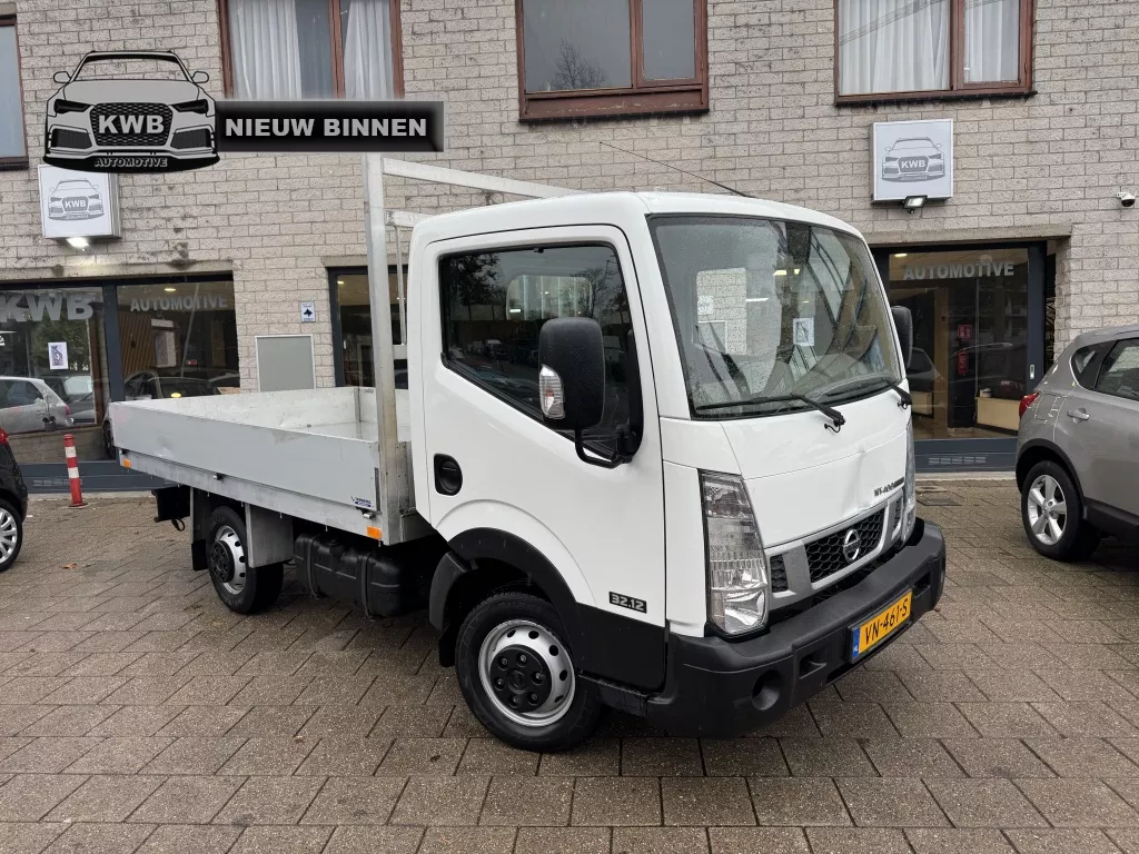 Nissan NT400 32.12 2.5 dCi 250 Kipper Trekhaak kiepwagen