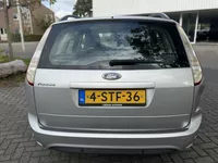 Ford FOCUS Wagon 1.6 Trend Airco Pdc Nap Foto