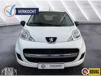 Peugeot 107 1.0 12V XR 2011 Lage km Foto