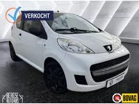 Peugeot 107 1.0 12V XR 2011 Lage km Foto