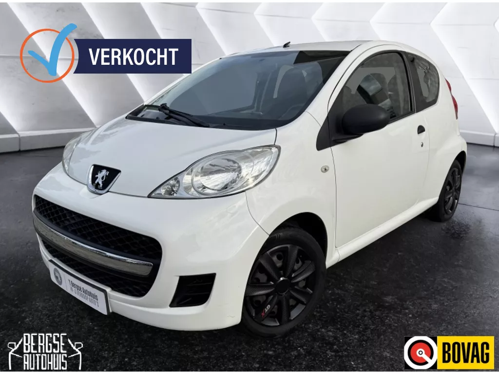 Peugeot 107 1.0 12V XR 2011 Lage km Peugeot 107 1.0 12V XR 2011 Lage km