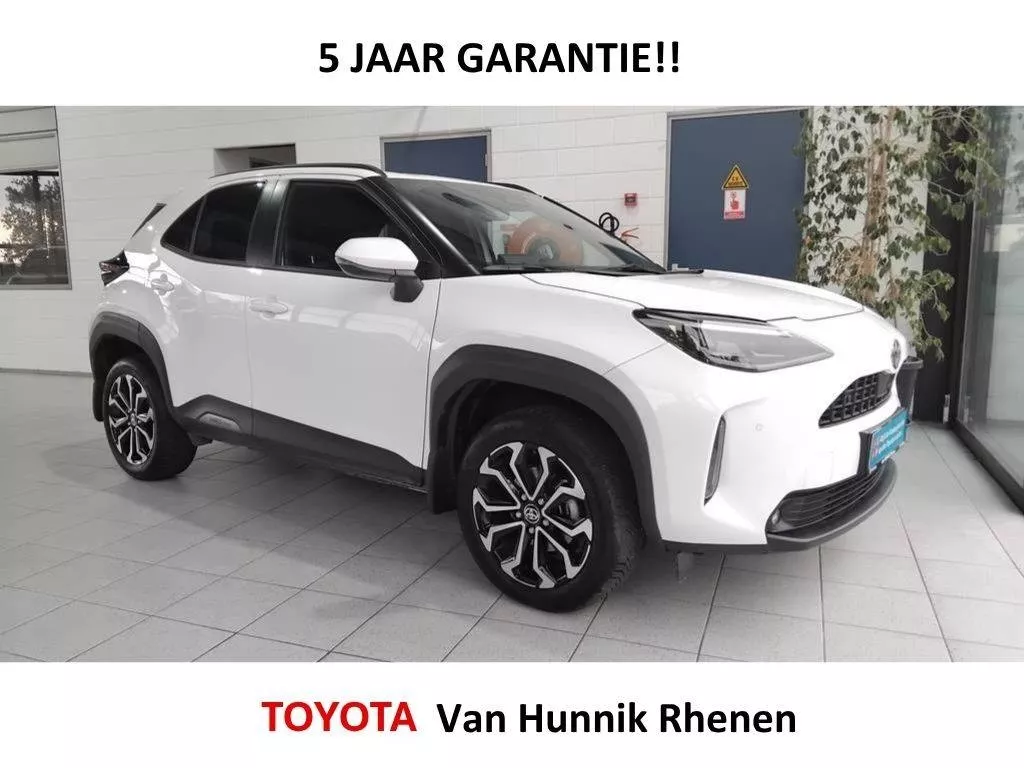 Toyota Yaris Cross 1.5 Style | Dodehoek | Parksens V+A | Stoel en stuurverw | Navig